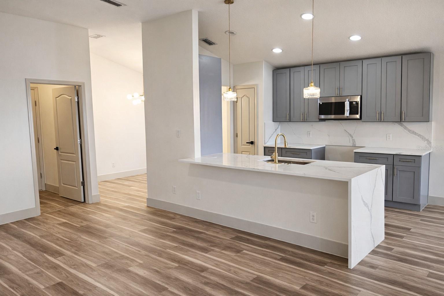 4501 Arizona Sun Court, FL