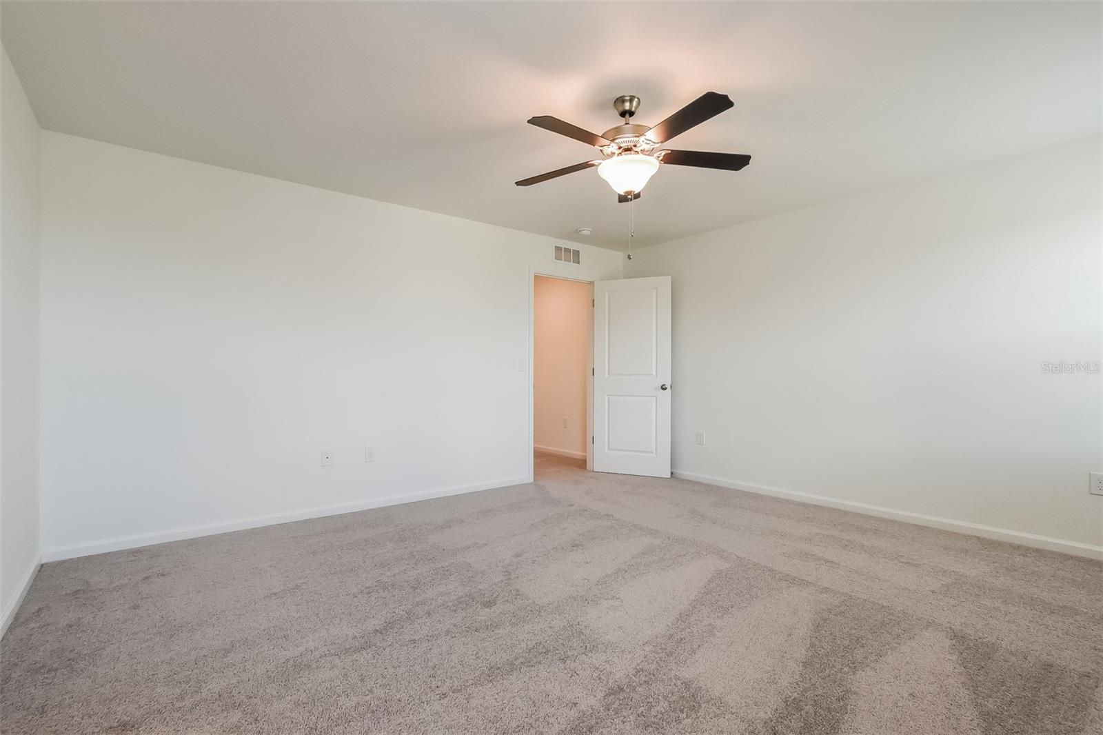 2042 Hemingway Circle, FL