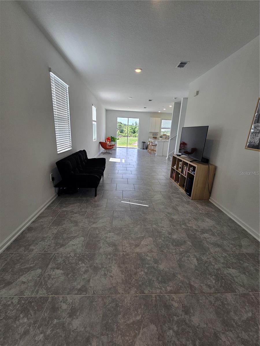 3054 Chantilly Drive, FL
