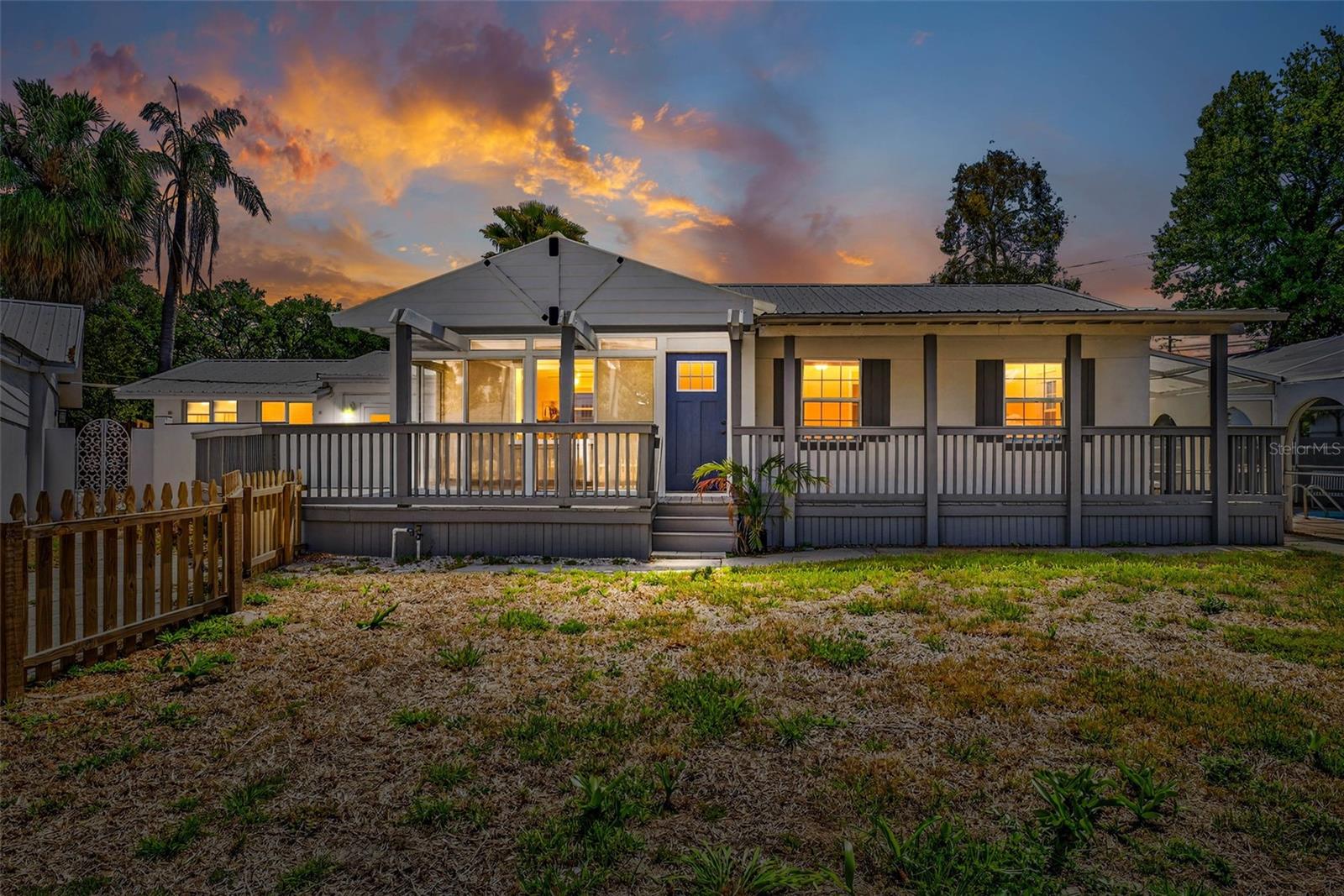 3620 Tampa Circle, FL
