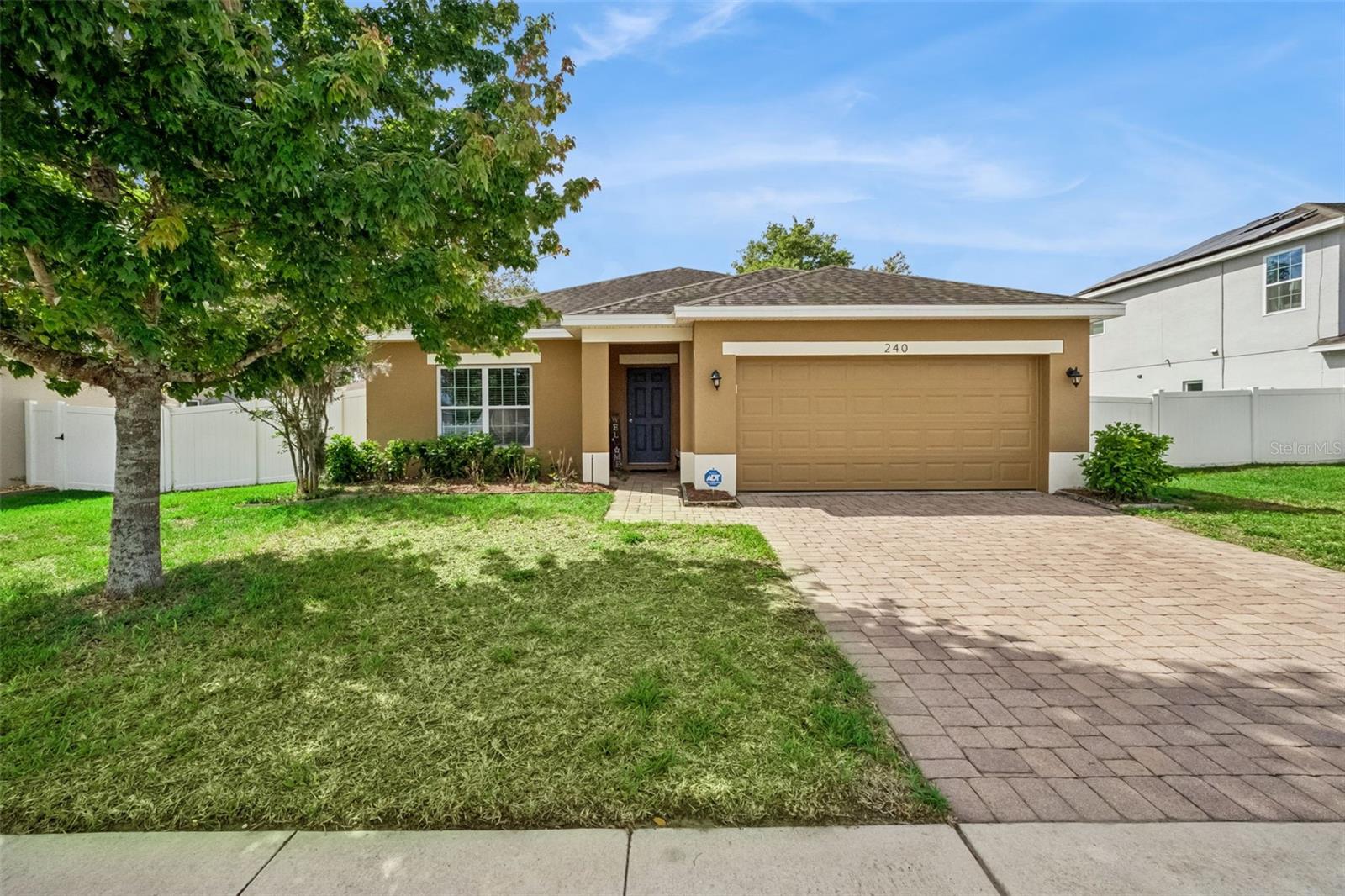 240 Whispering Pines Way, FL