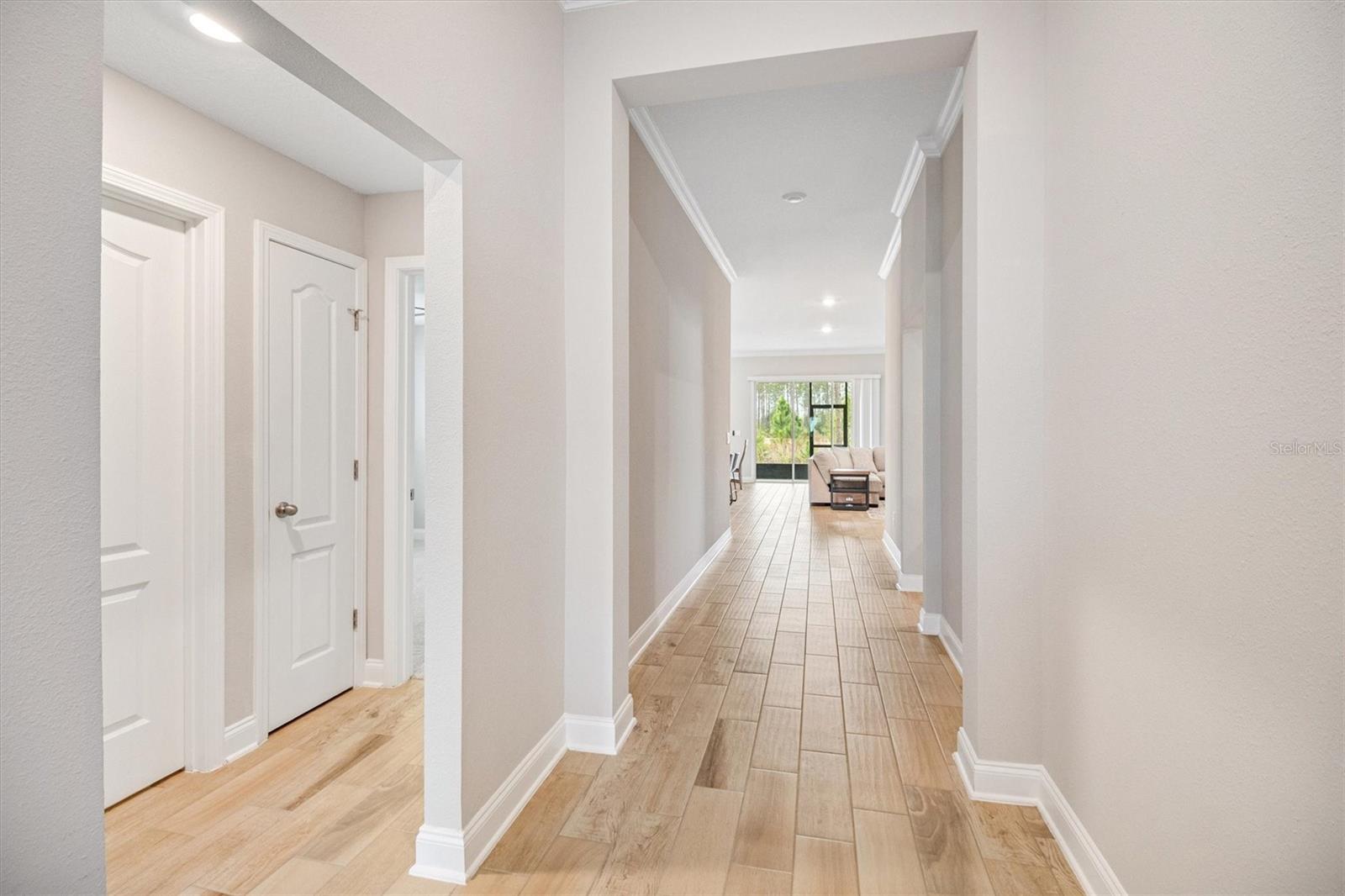 7 Summerwood Road, FL