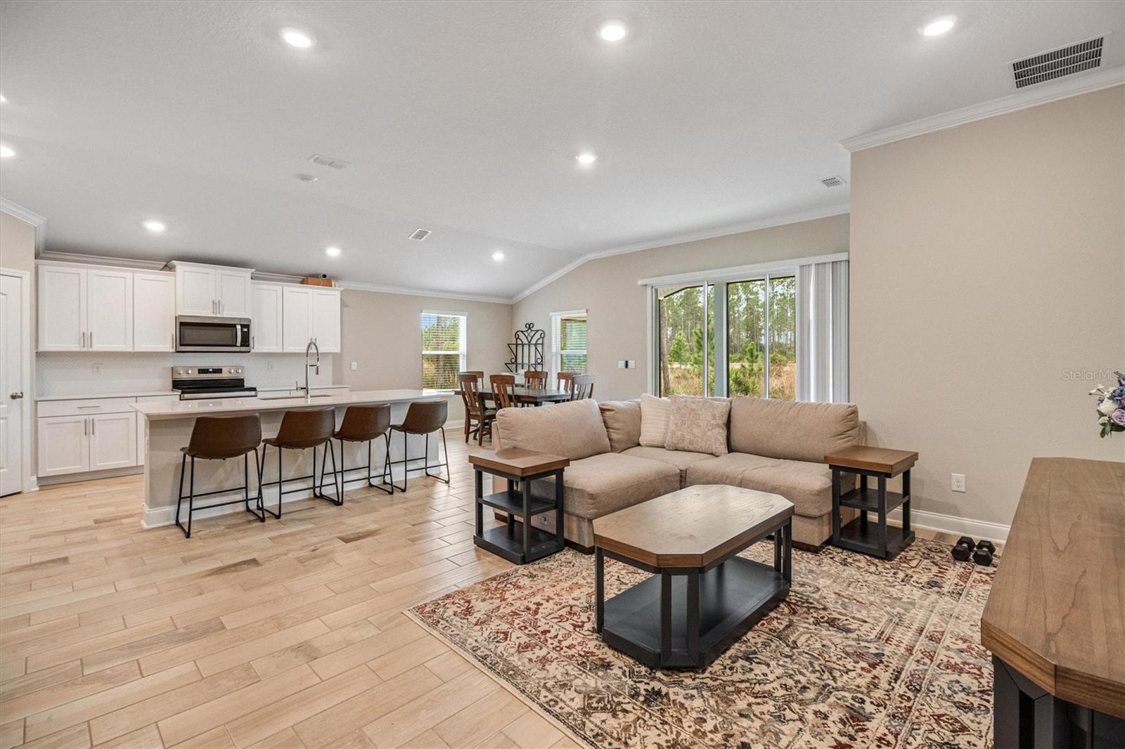 7 Summerwood Road, FL