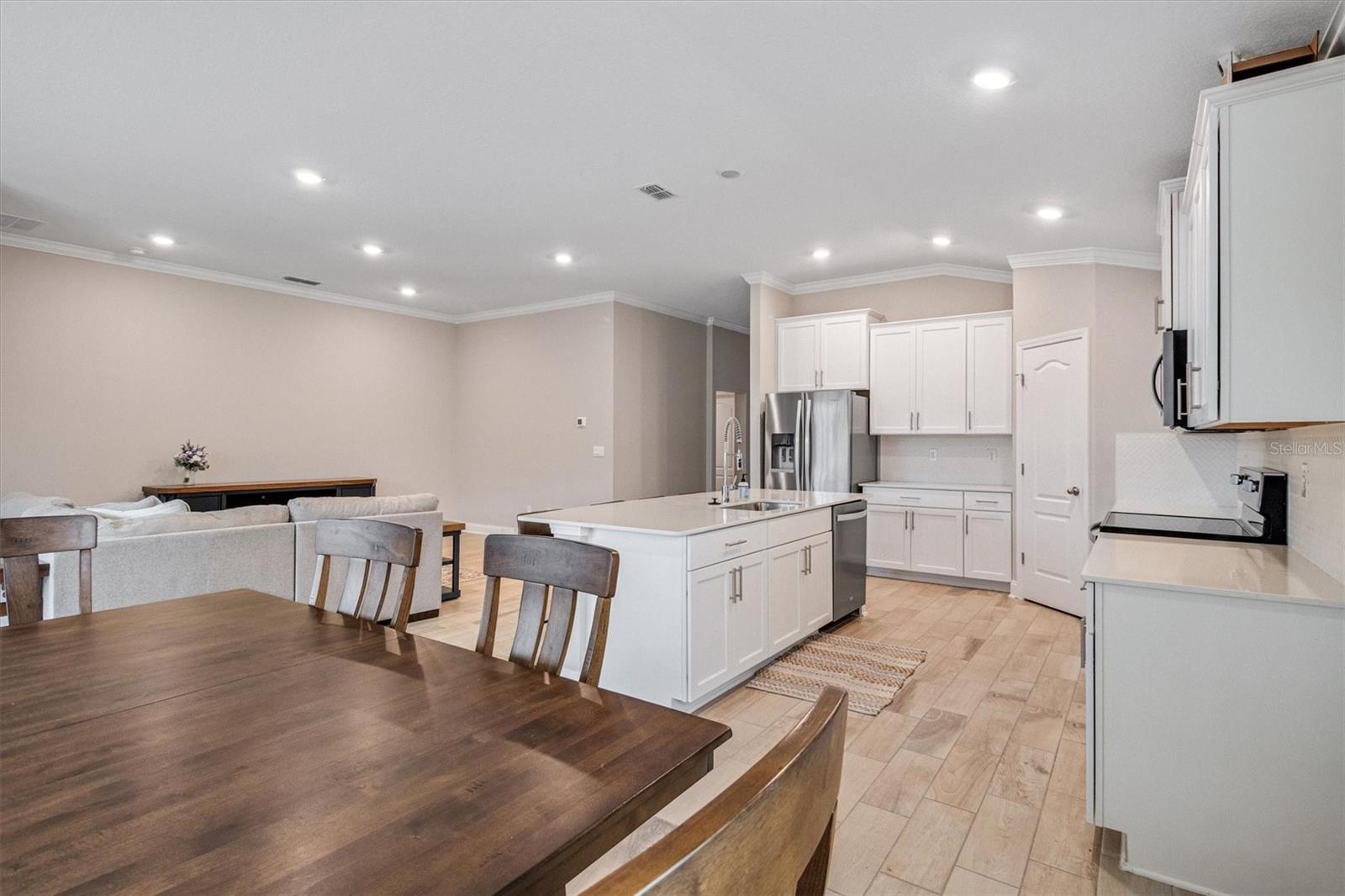 7 Summerwood Road, FL