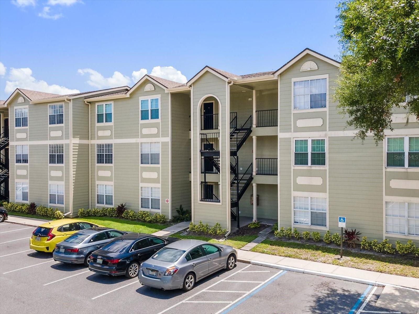 2550 Alafaya Trail, FL