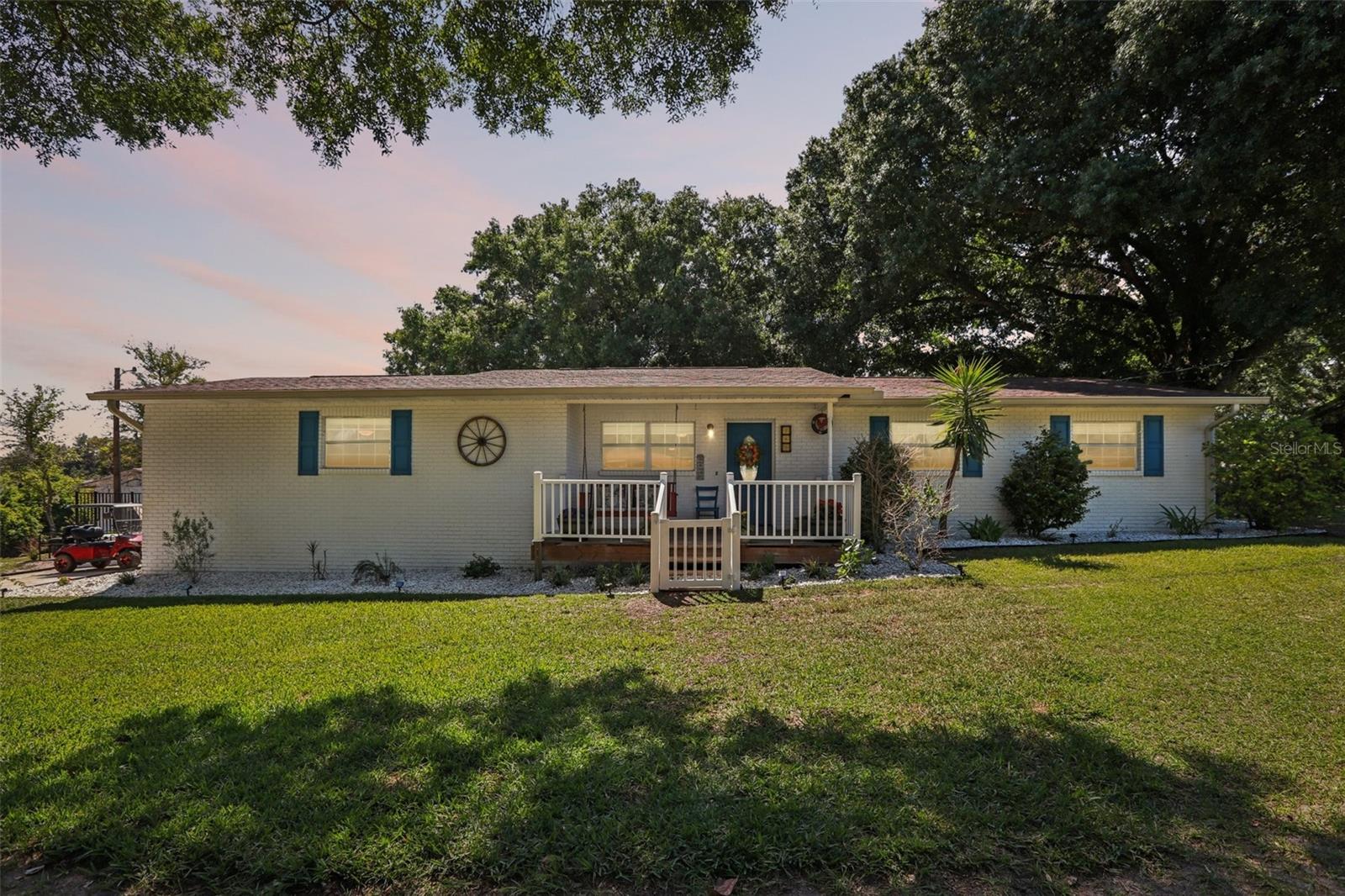 8904 Clayton Lane, FL