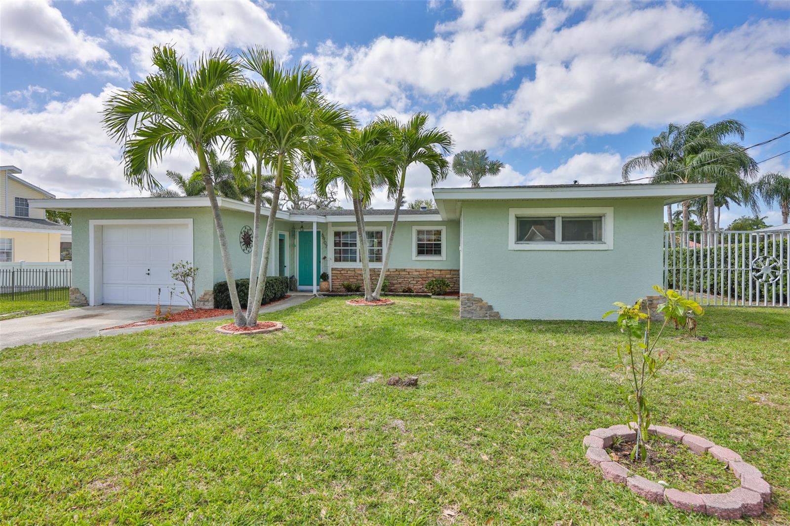 6907 9th Avenue, FL
