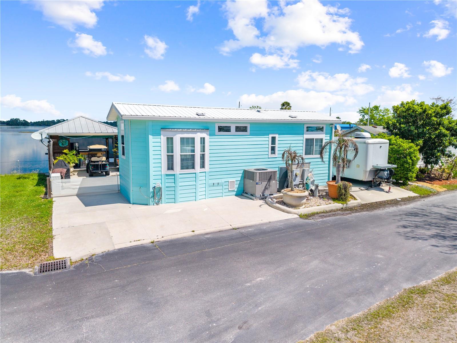 1315 Pine Island Dr N, FL