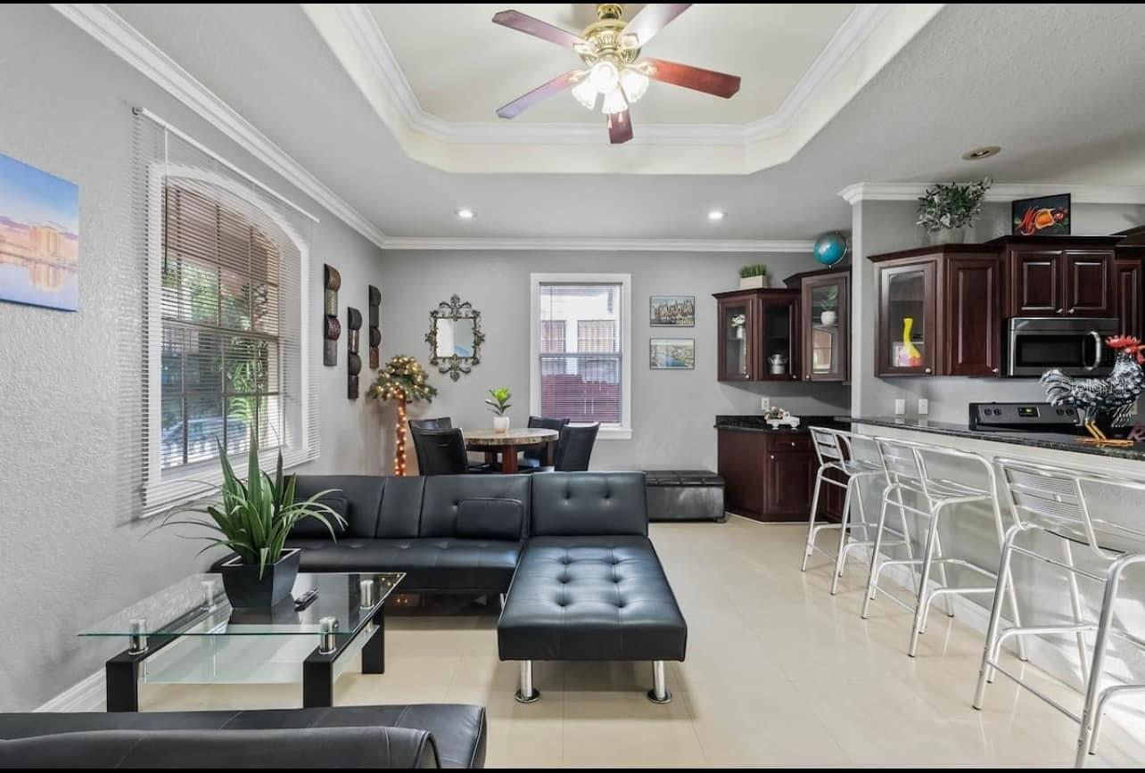 2324 Palmetto Street, FL