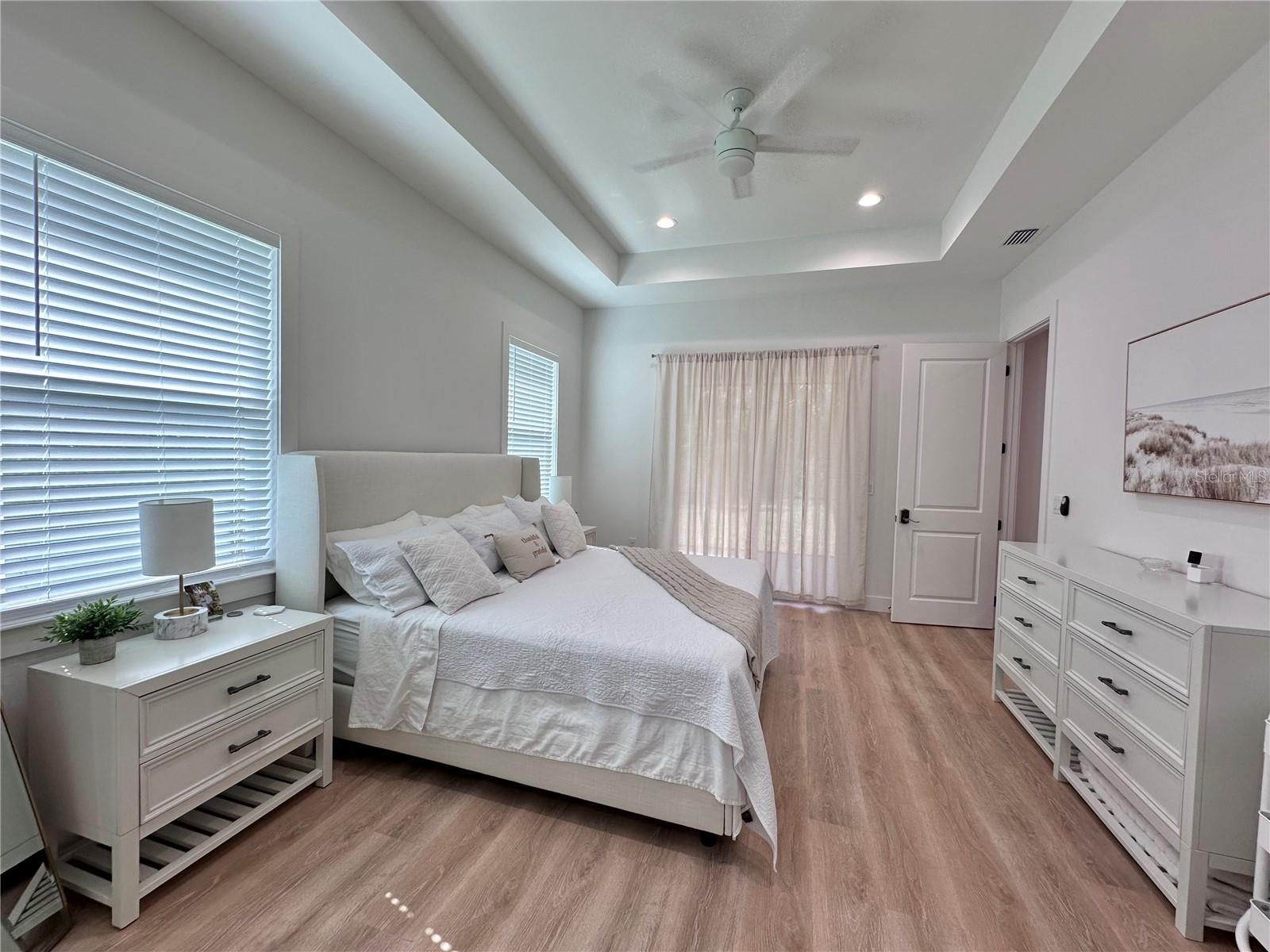 4625 Rhapsody Avenue, FL