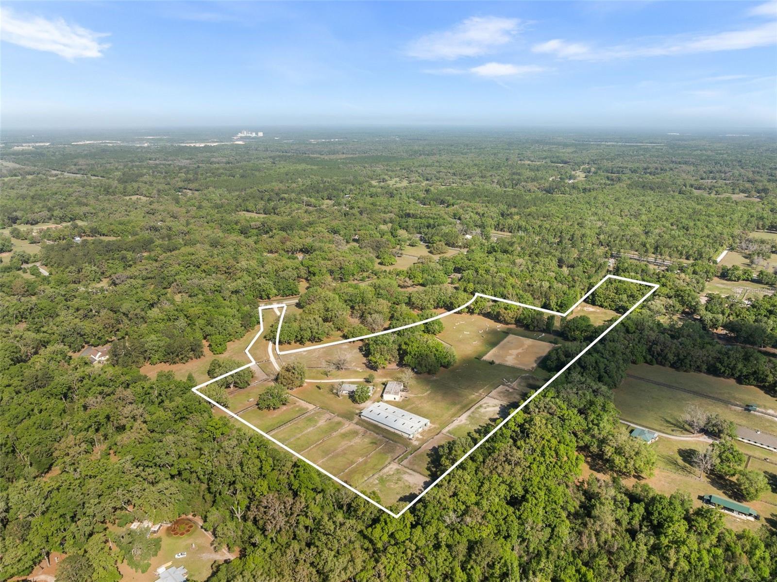 16525 5th Place, FL
