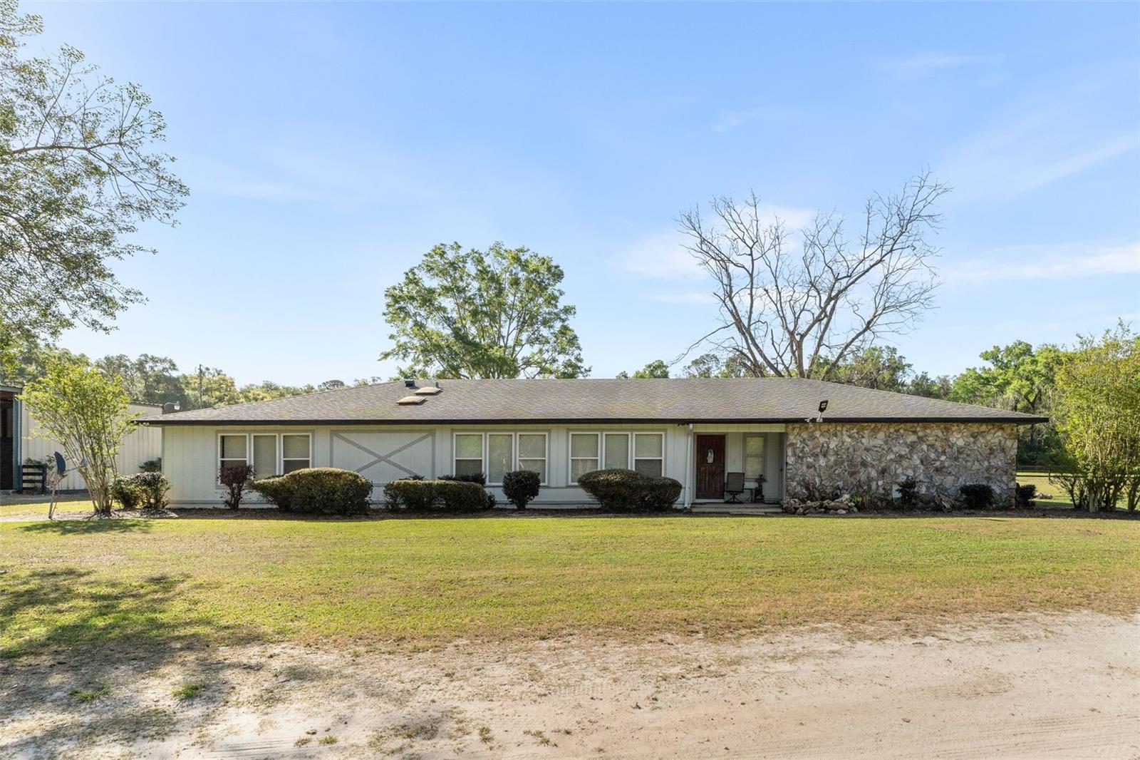 16525 5th Place, FL
