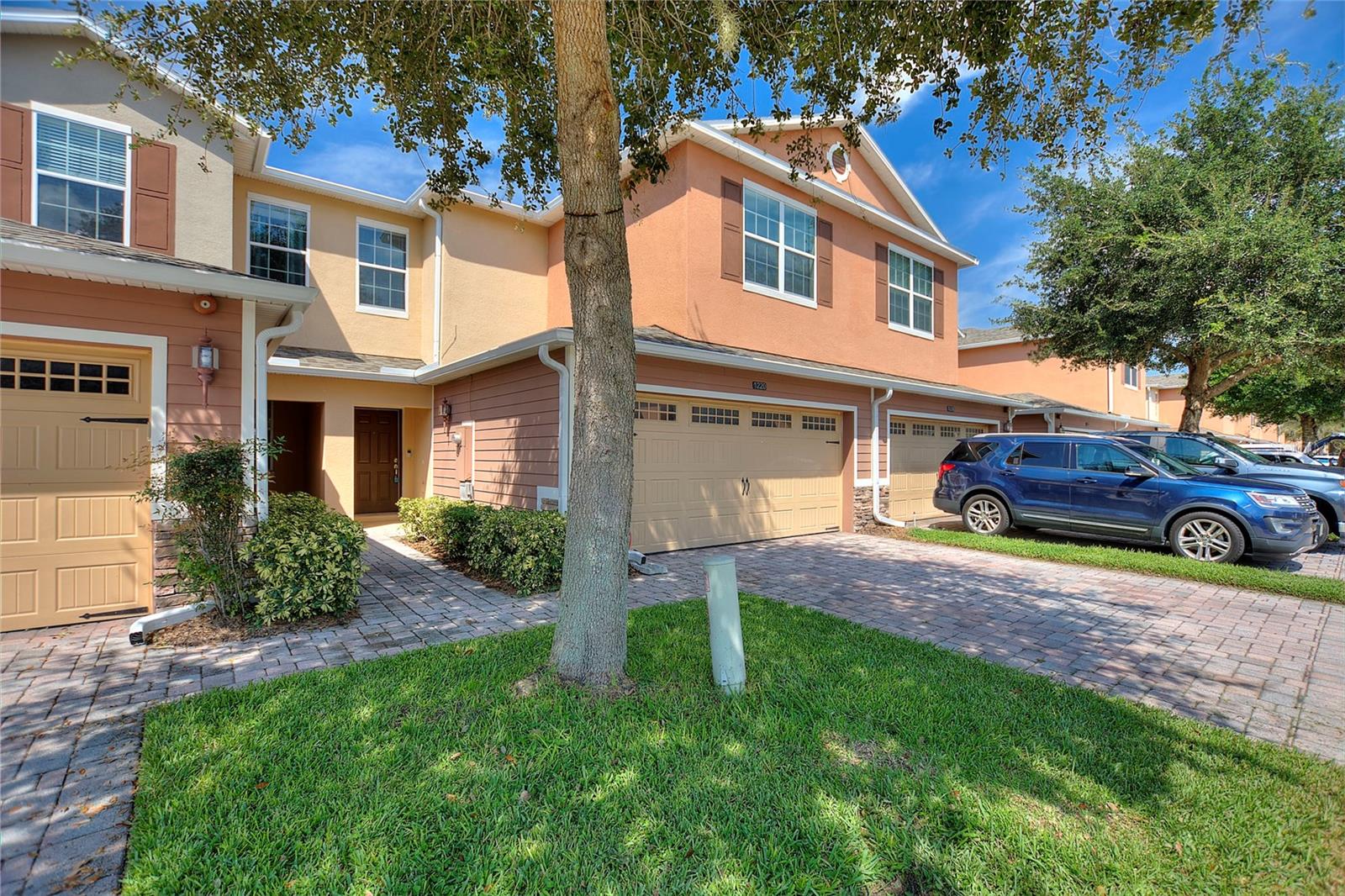 1220 Priory Circle, FL
