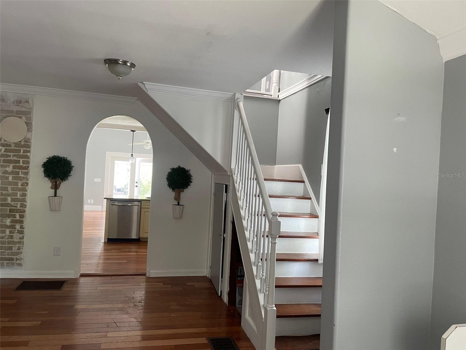 5419 9th, FL