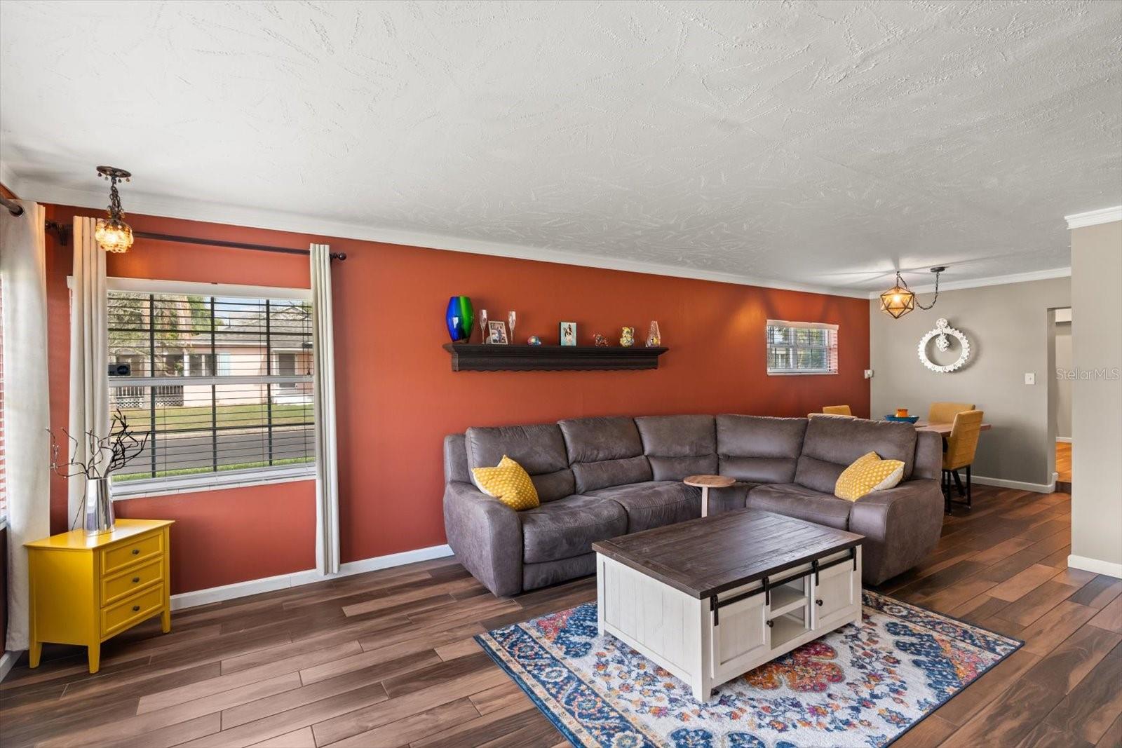 2 Steele Street, FL