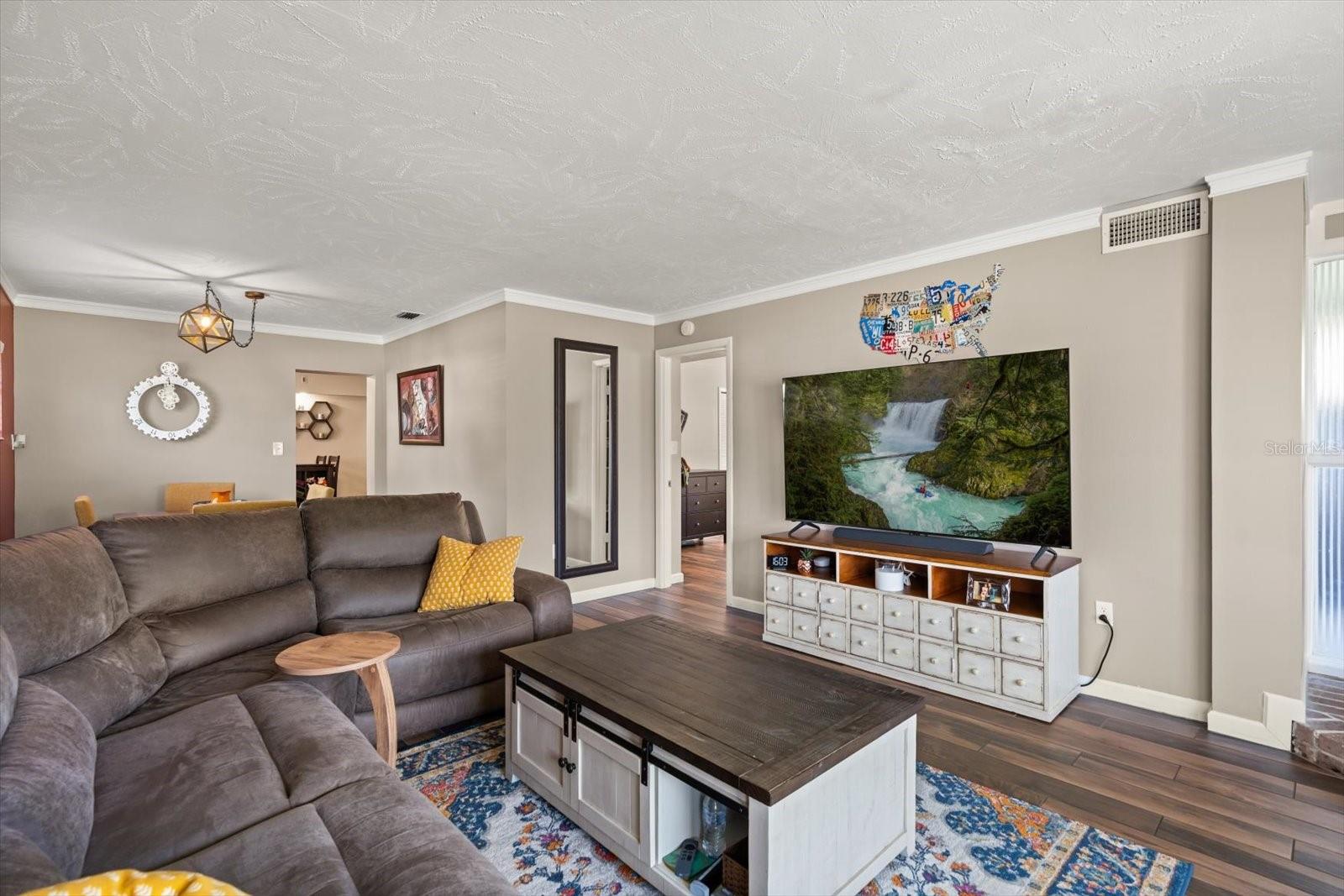 2 Steele Street, FL