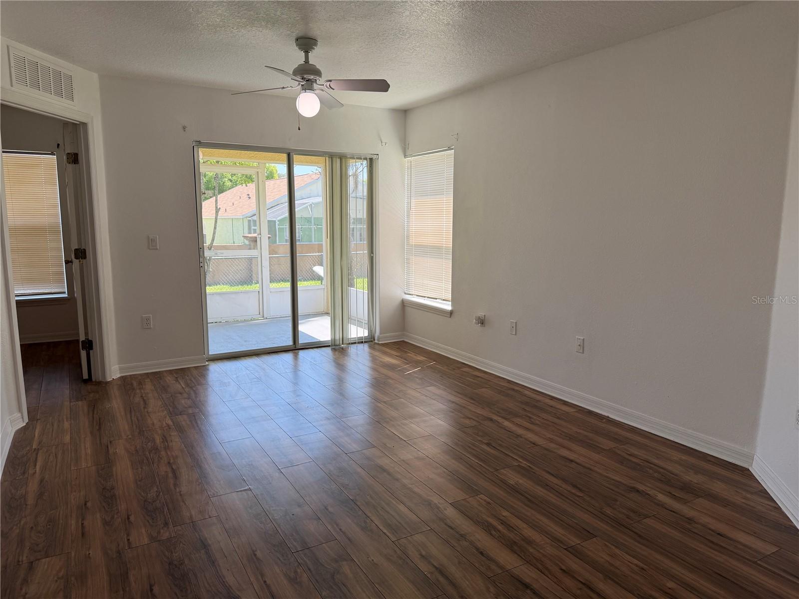 2864 Club Cortile Cir, FL
