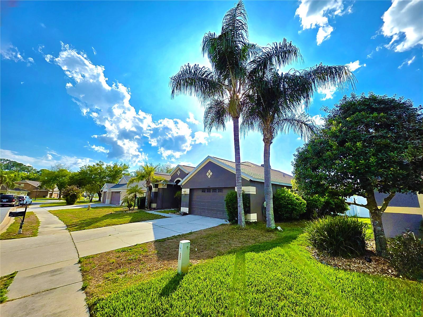 7927 Roundelay Drive, FL