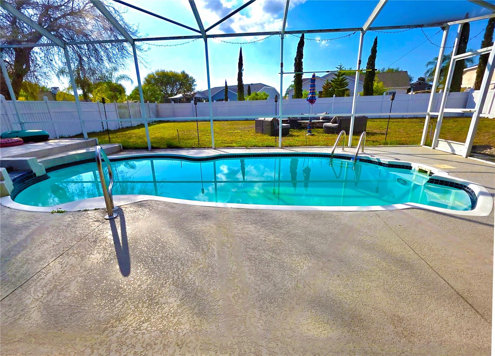 7927 Roundelay Drive, FL