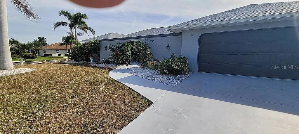 1840 Flametree Lane, FL
