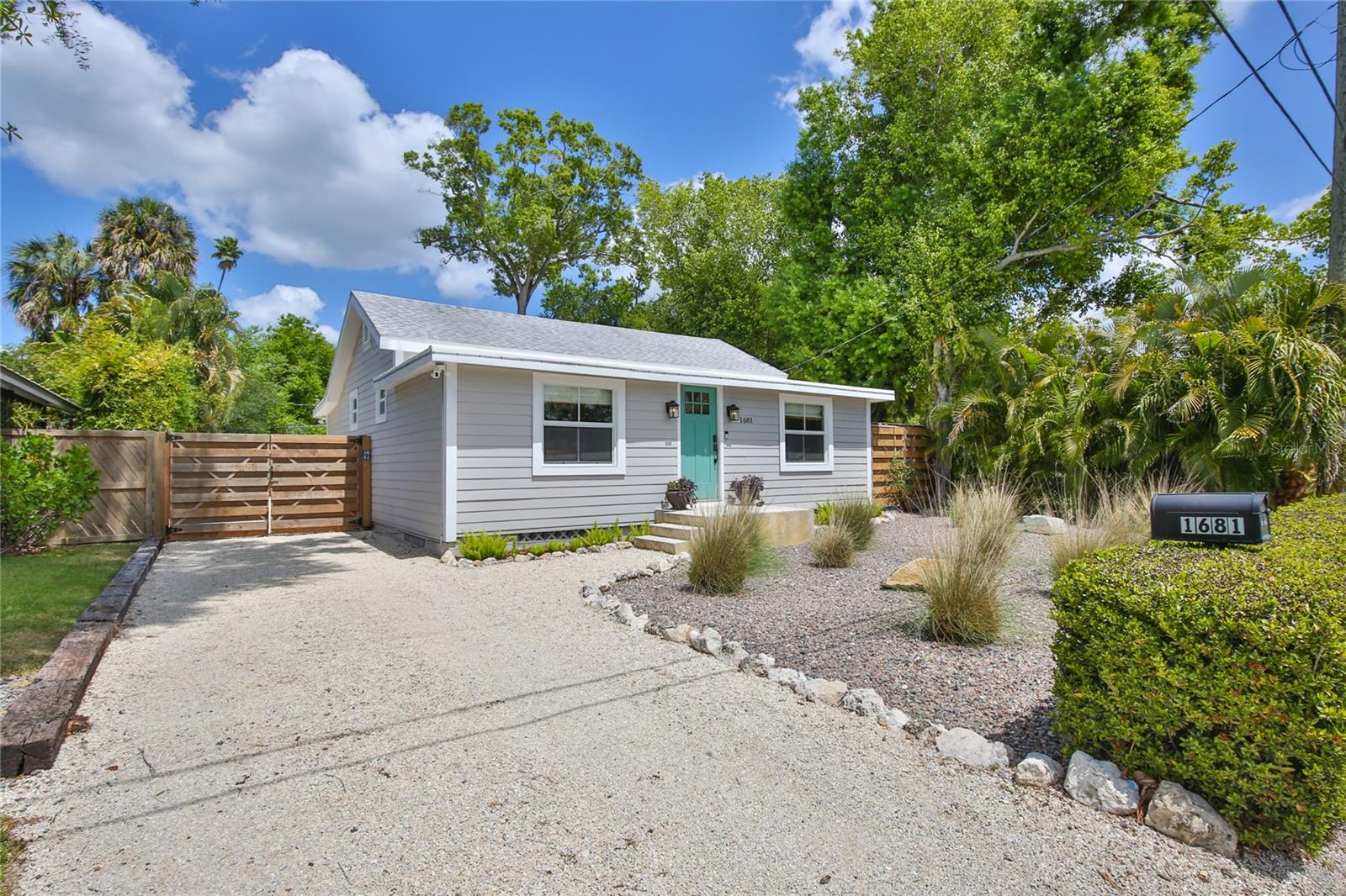 1681 8th Street, FL