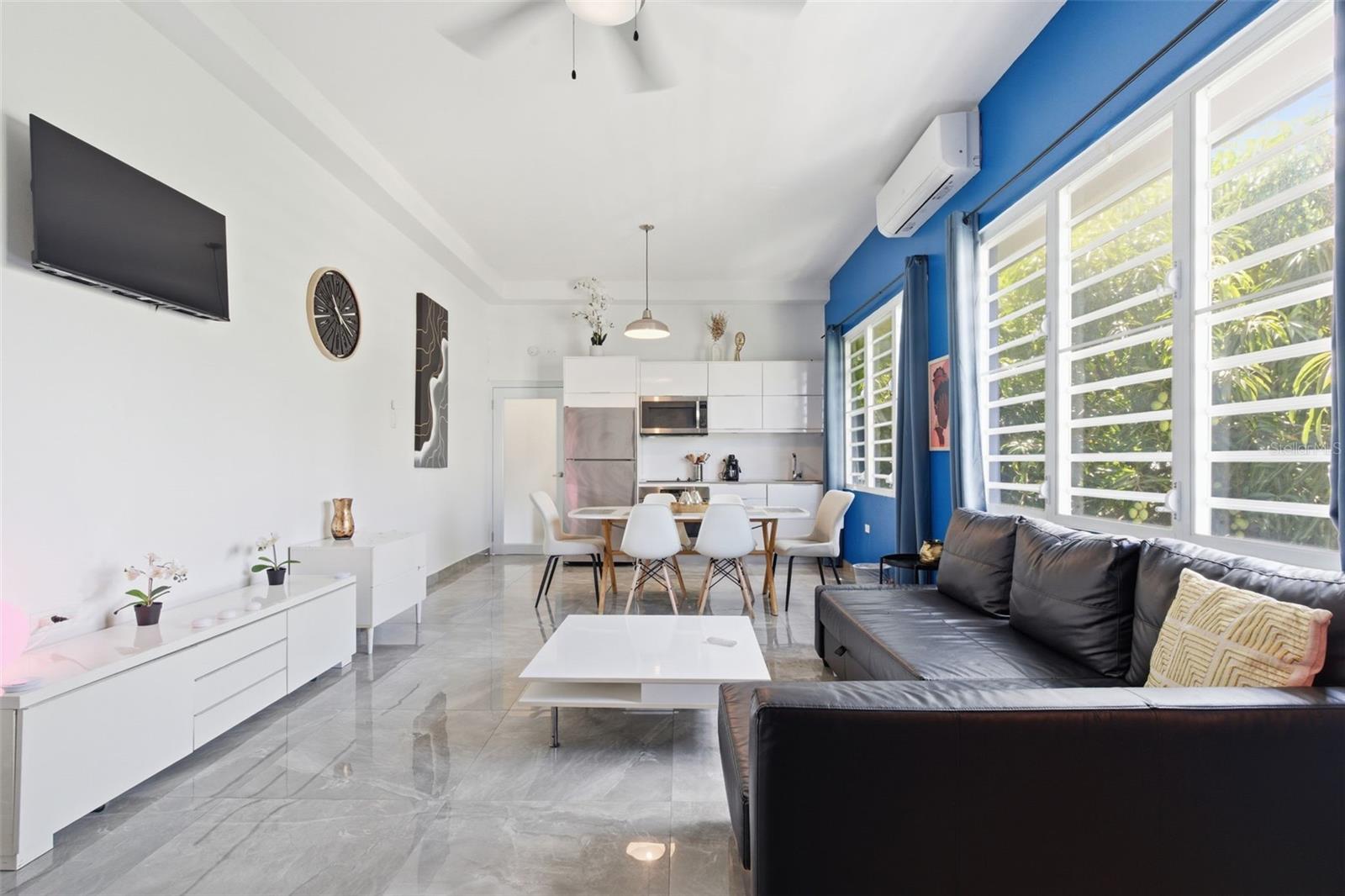 56 Calle F Krug Condado, PR