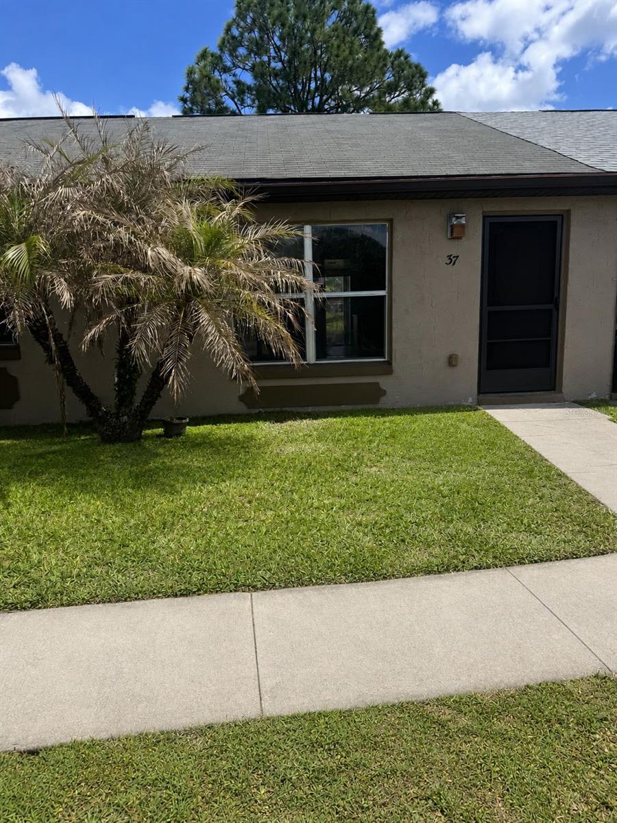37 Las Brisas Way, FL