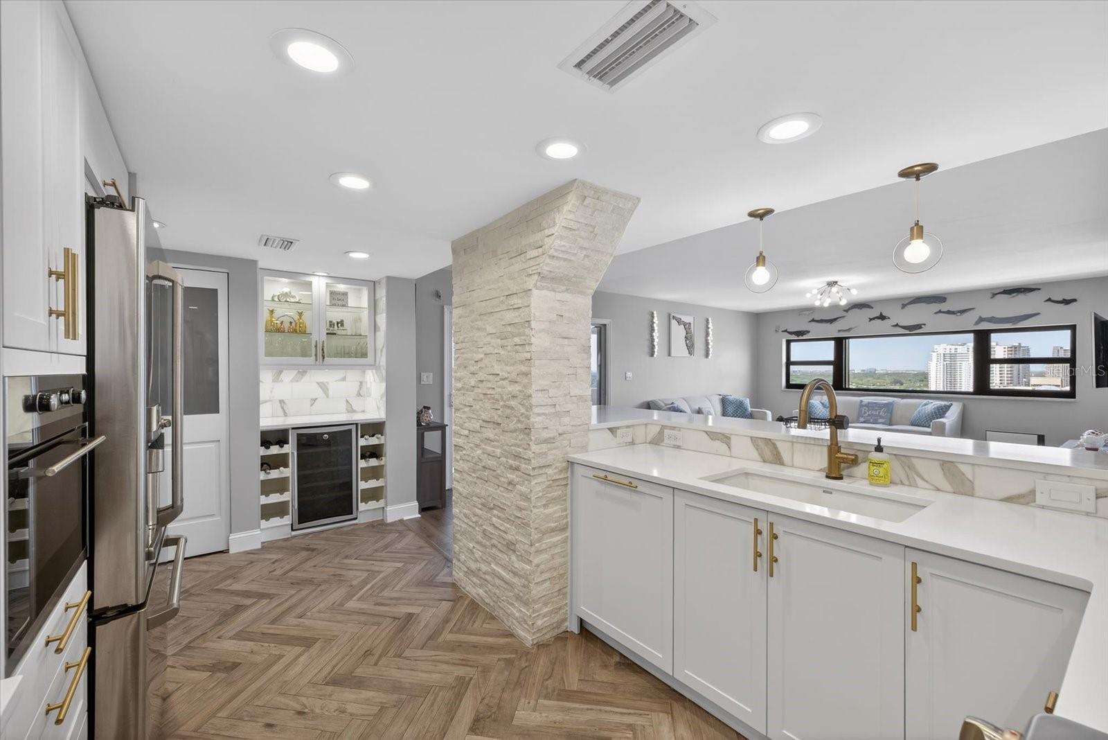 4141 Bayshore Boulevard, FL