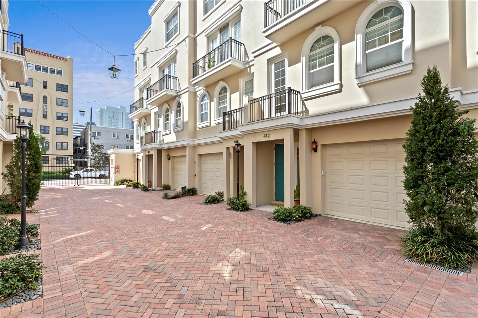 412 Regent Lane, FL