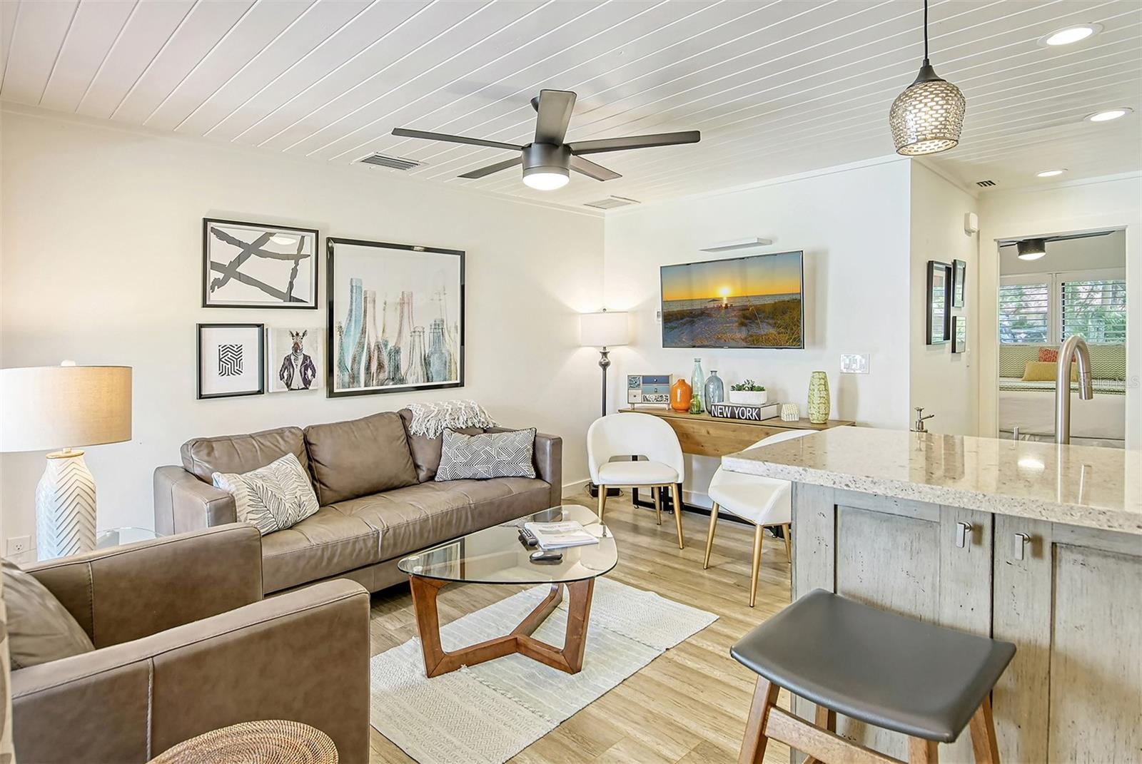 3545 Longmeadow, FL