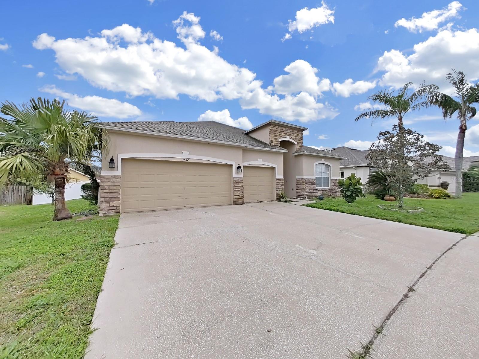 4644 Braesgate Court, FL