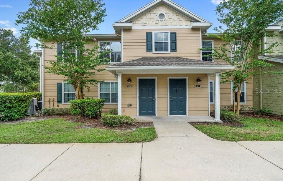 910 Regatta Bay Drive, FL