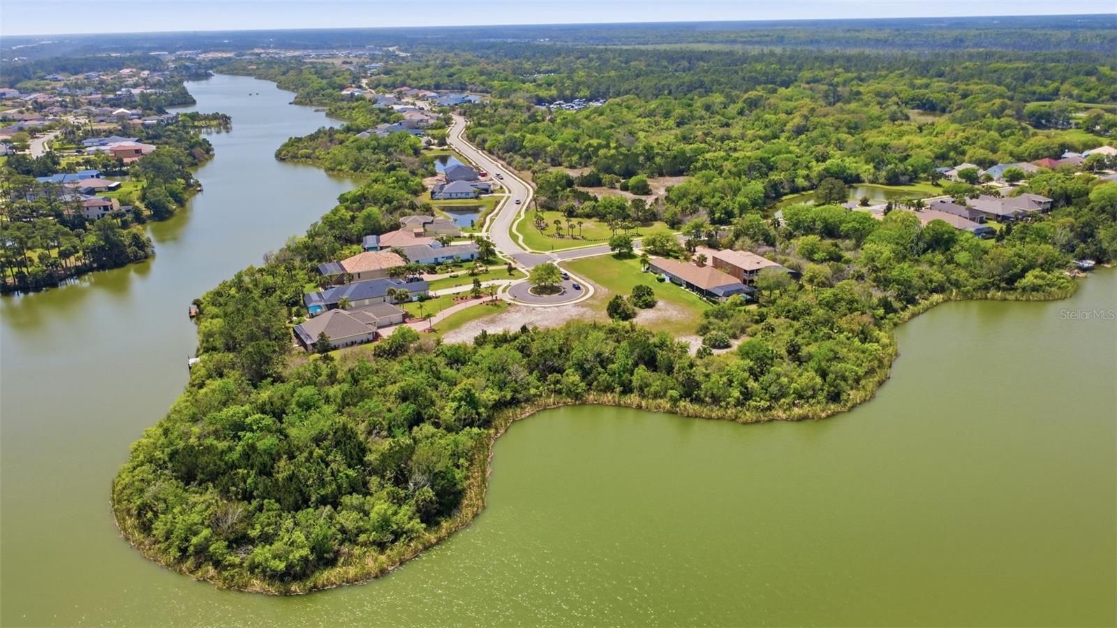 151 Lakewalk Drive, FL