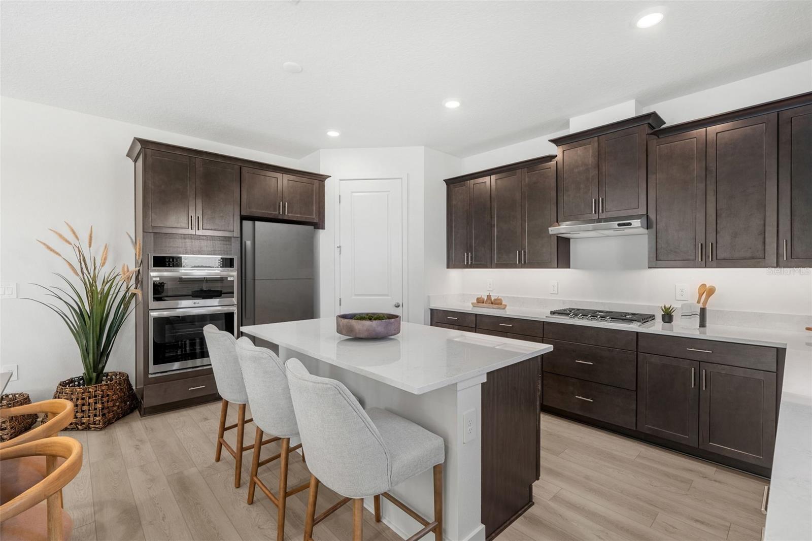 810 Emerald Grove Drive, FL