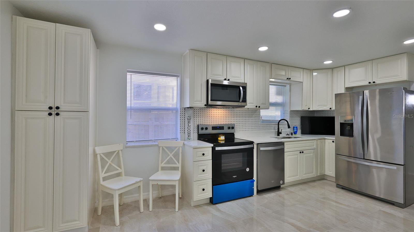 326 Hobart Avenue, FL
