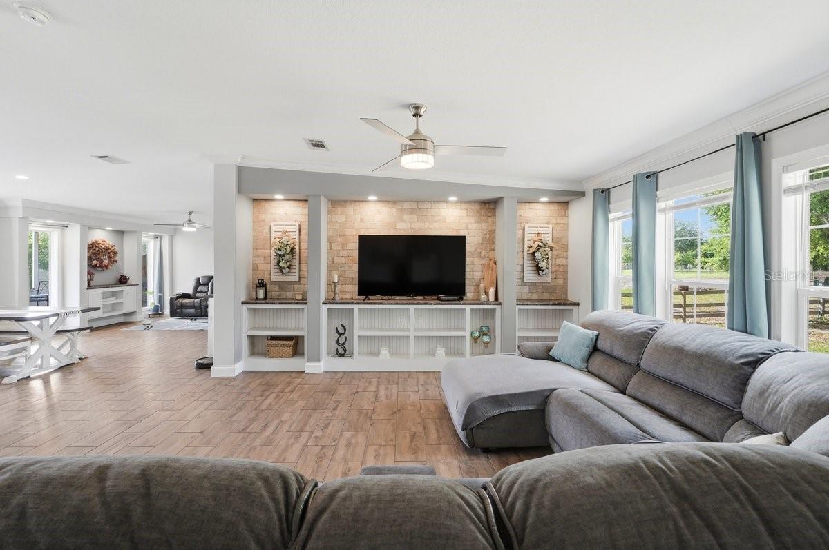 5962 Murphy Road, FL