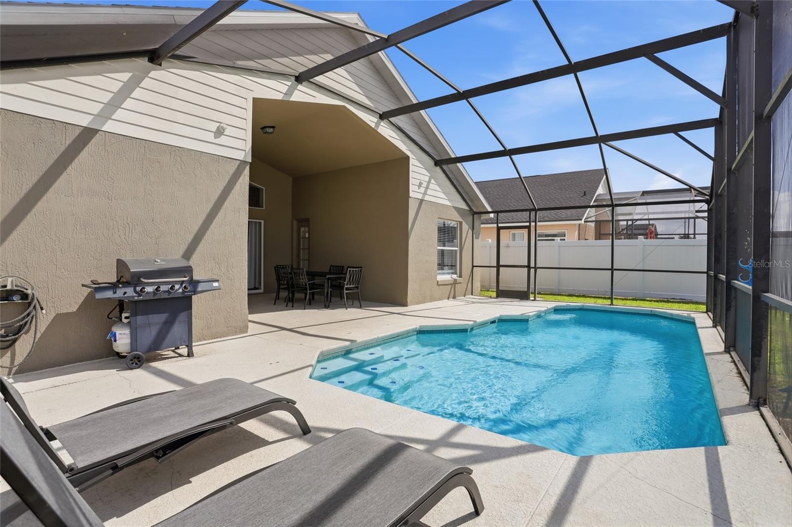 2657 Oneida Loop, FL