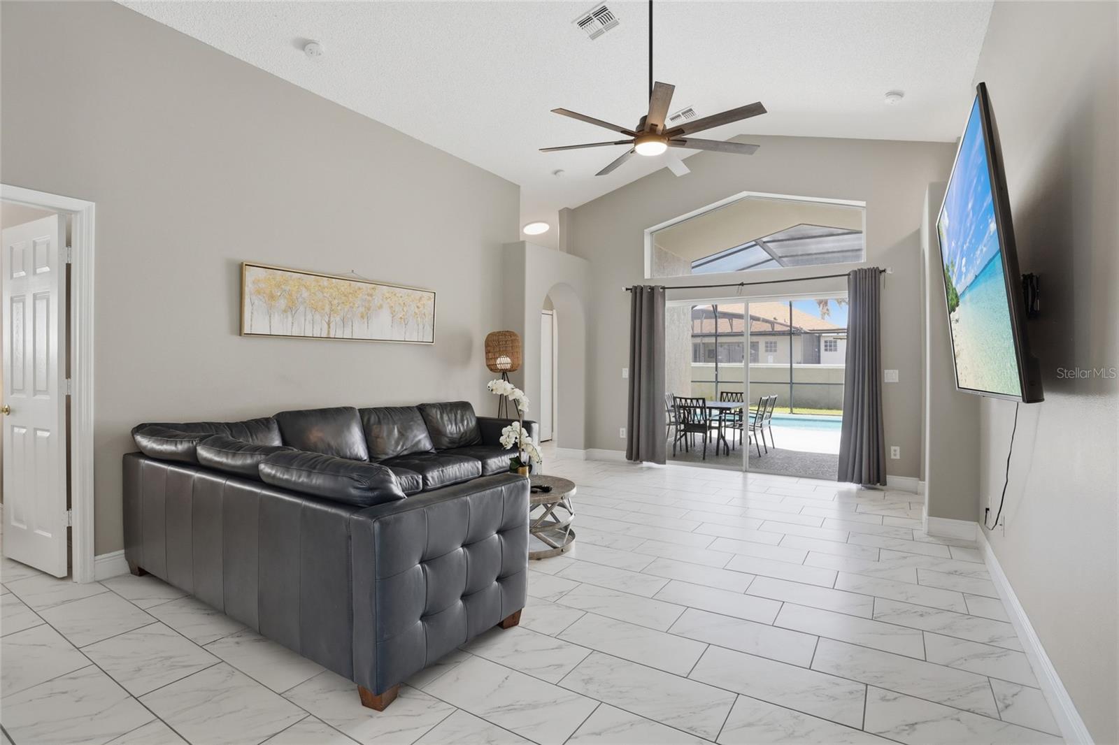 2657 Oneida Loop, FL