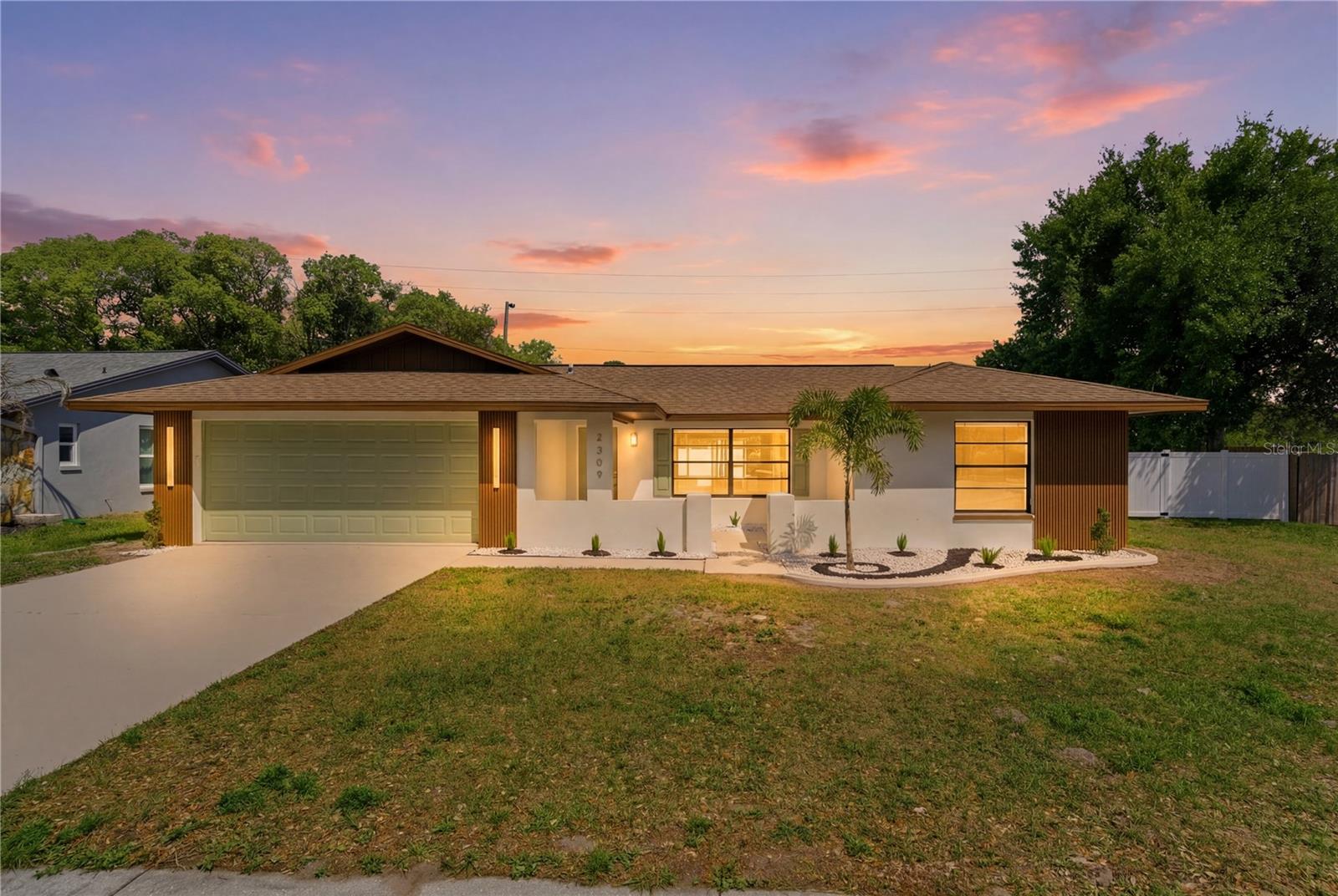 2309 Pin Oak Lane, FL