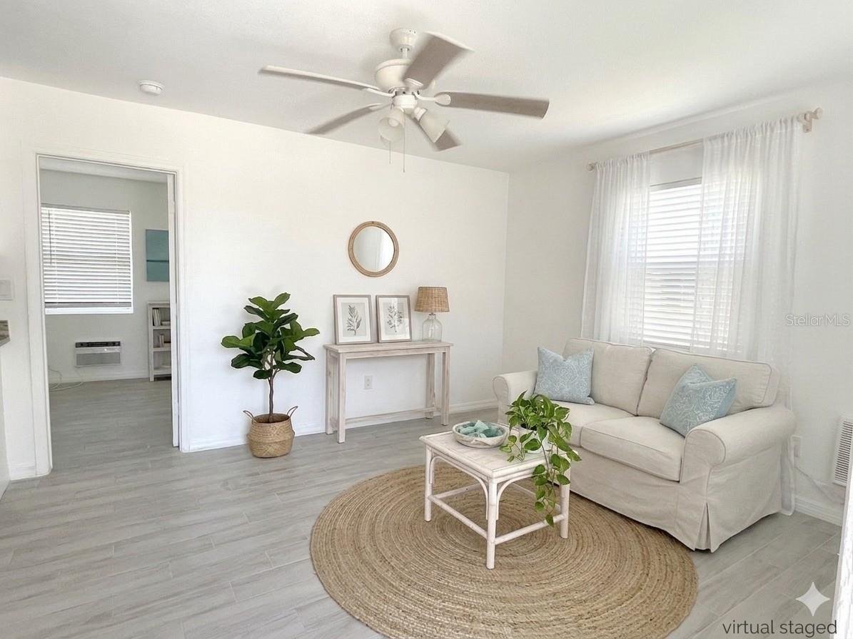 24 Lynn Way, FL