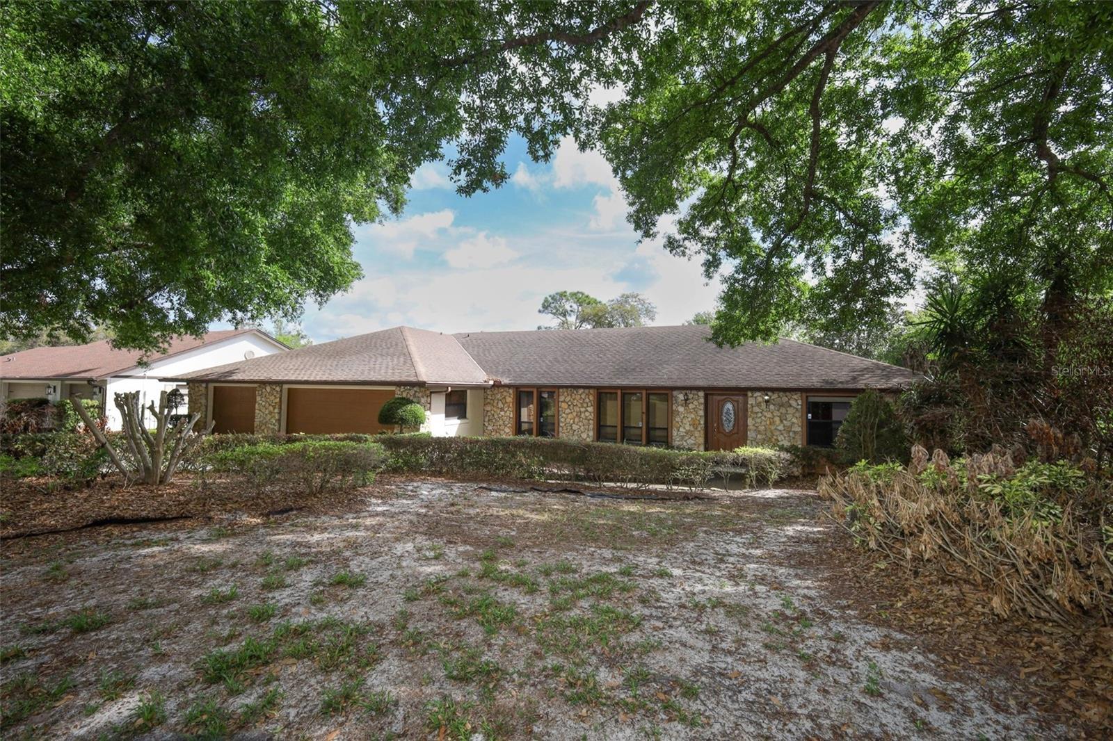4057 Winderlakes Drive, FL