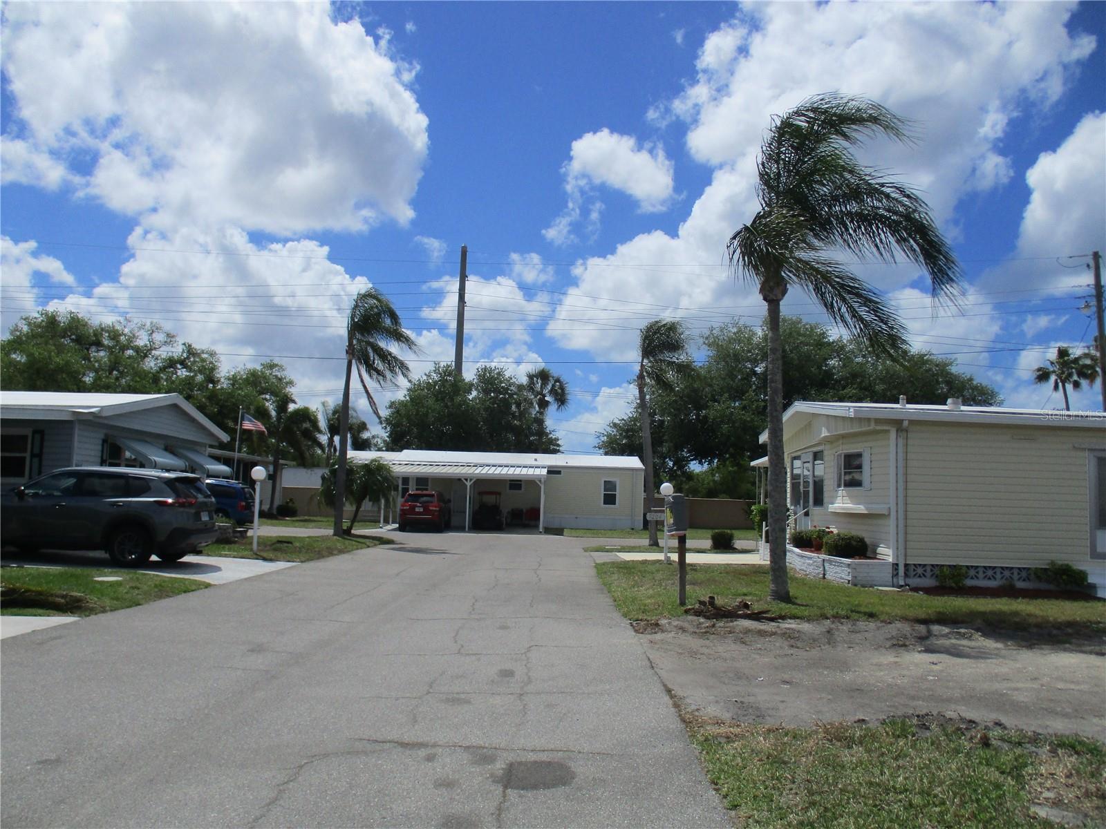 5208 5th B Street, FL