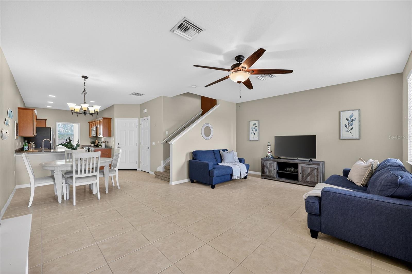 3736 82nd Avenue Circle, FL