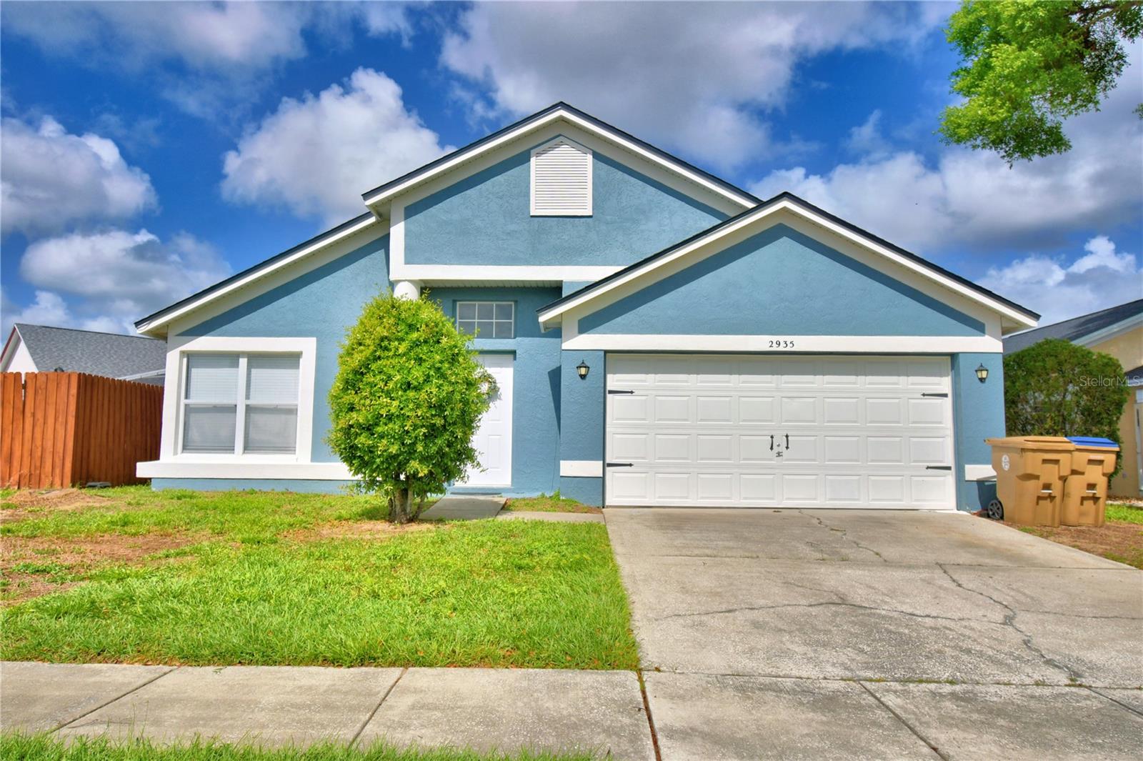 2935 Dickens Circle, FL