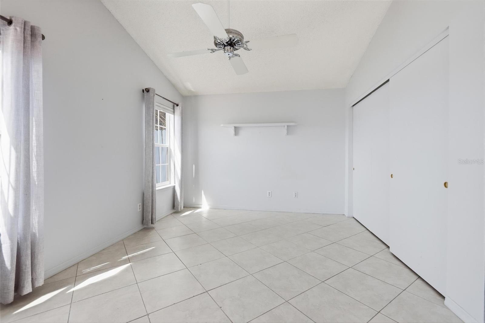 158 Northshore Cir, FL