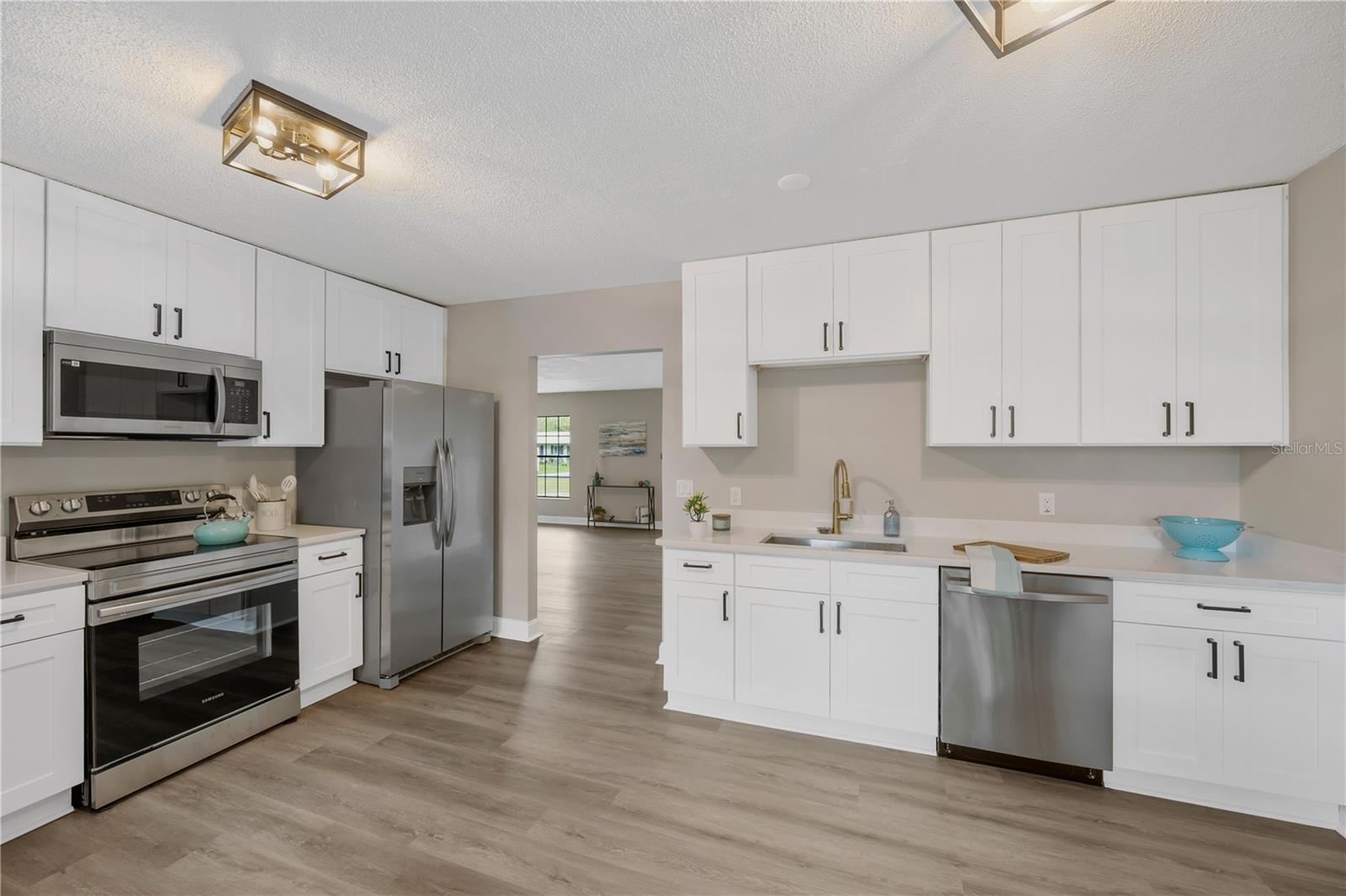 7502 Lone Star Place, FL