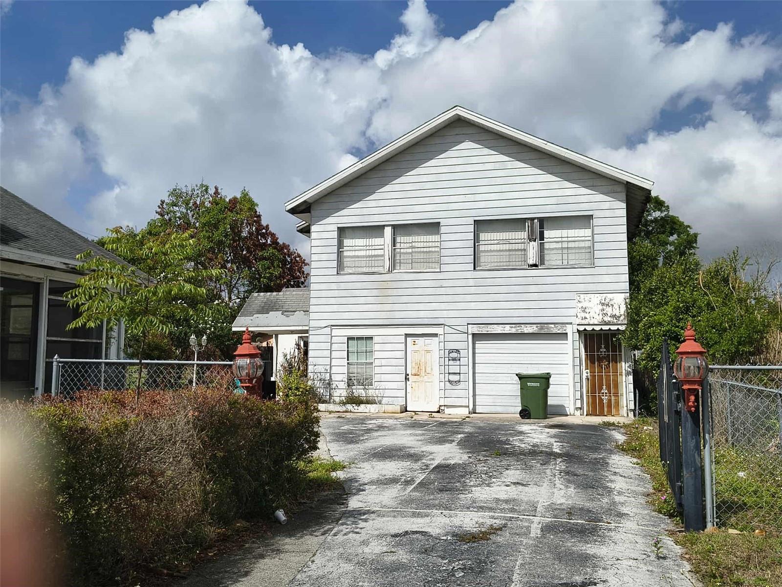 15 Lake Howard Drive, FL