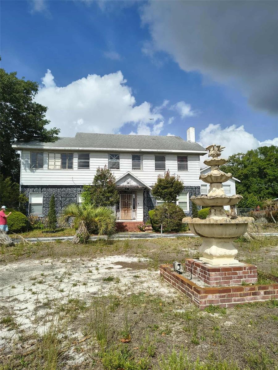 15 Lake Howard Drive, FL