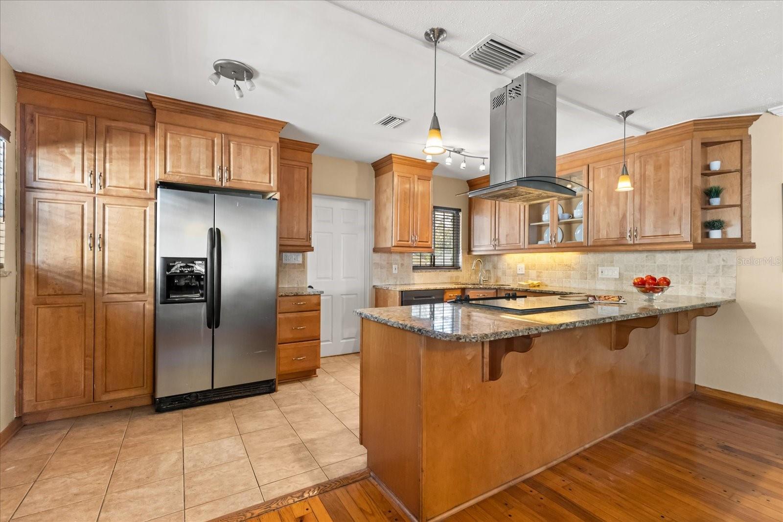 4237 Dr Martin Luther King Jr Street, FL