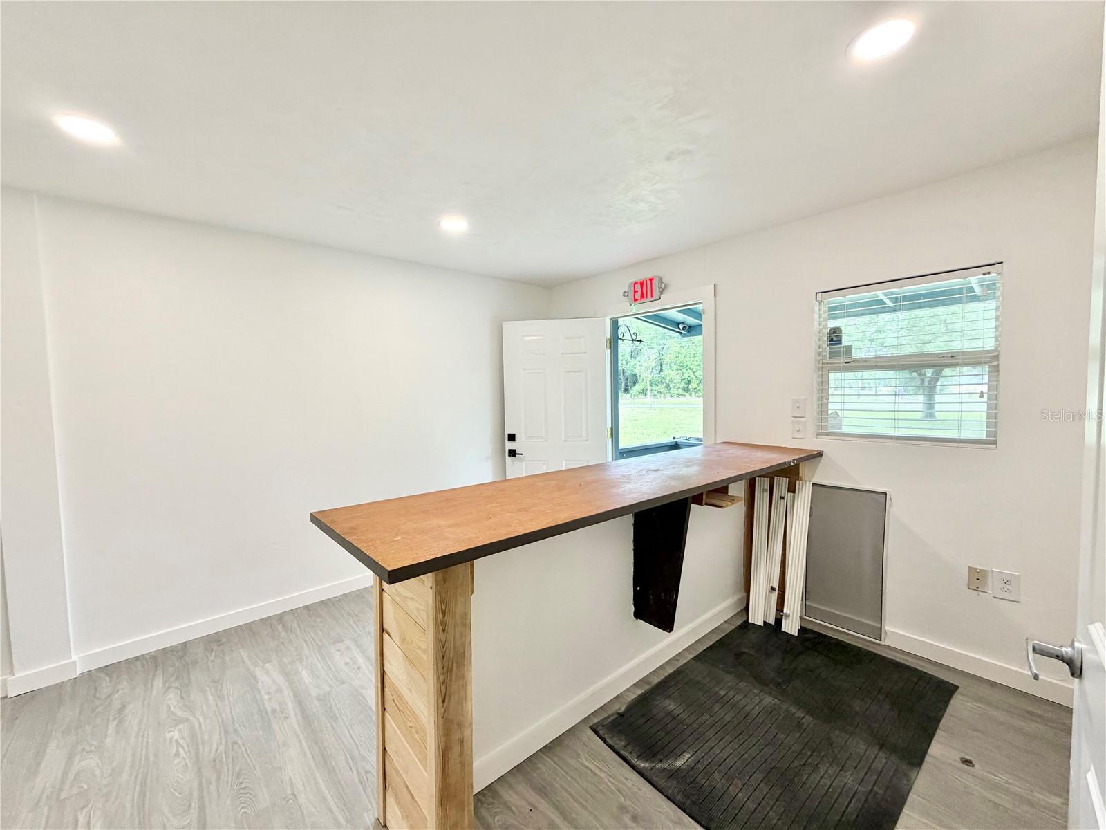 683 Court Street, FL